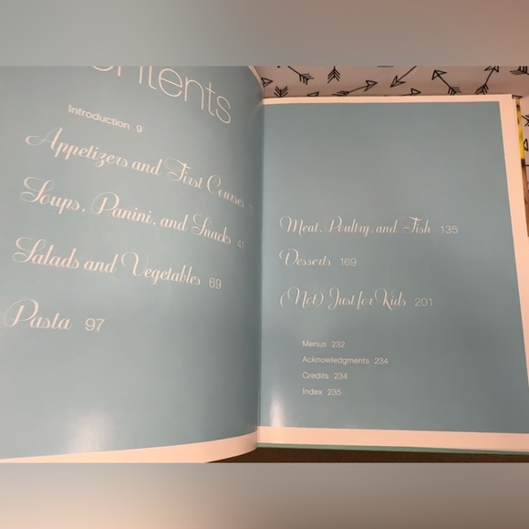 Giada’s Kitchen- New Italian Favorites Hardback Cookbook Like New - Picture 2 of 6